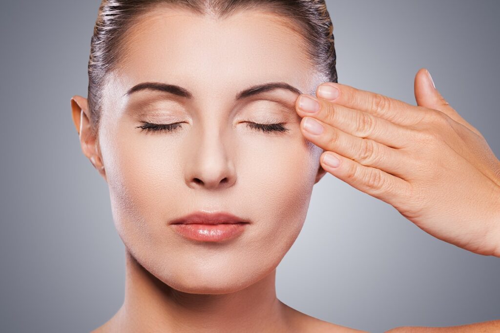 Jak wybrać naturalne kosmetyki odpowiednie dla swojego rodzaju skóry?